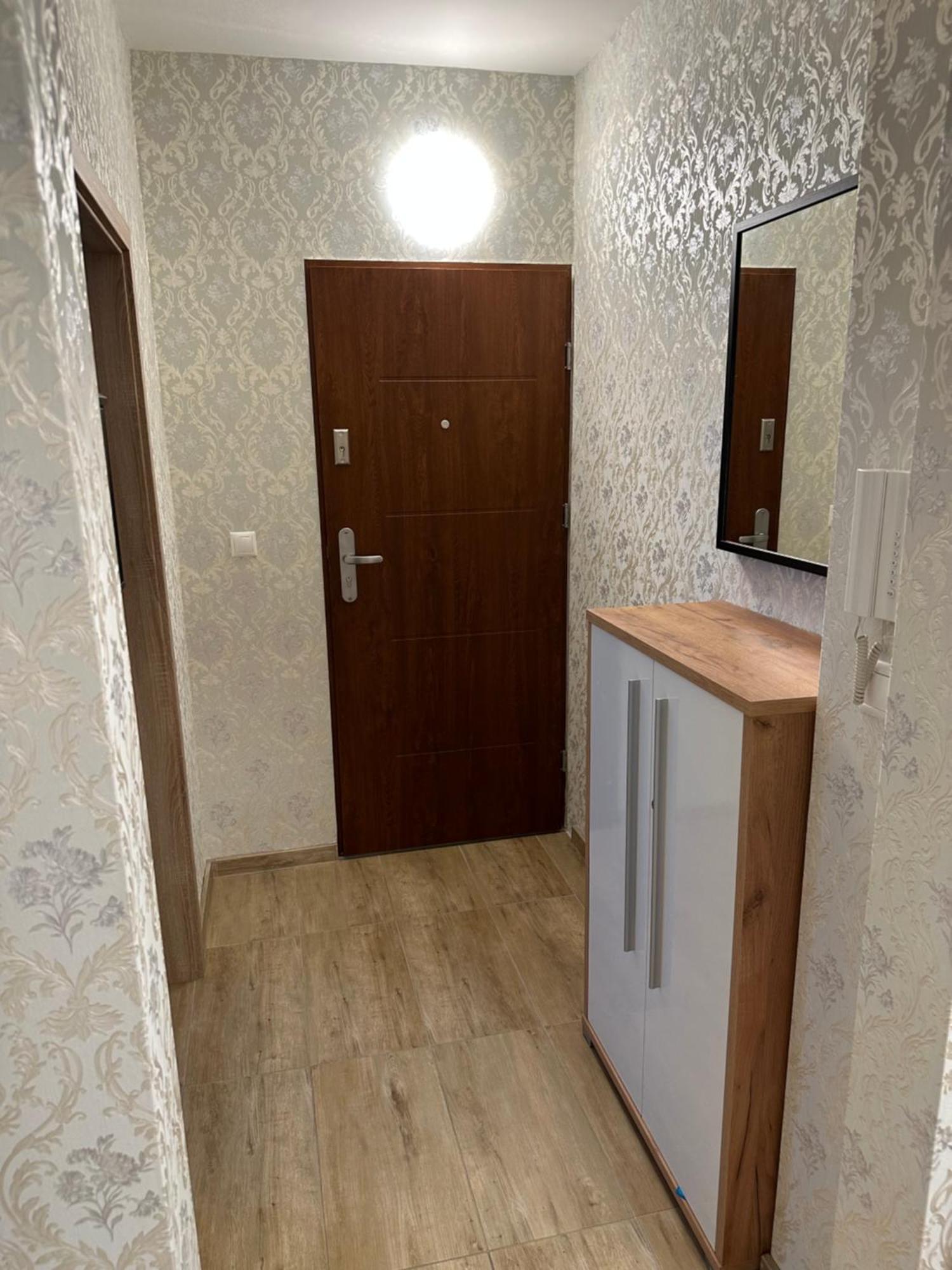 Sunny House Two Apartment Bratislava Bagian luar foto